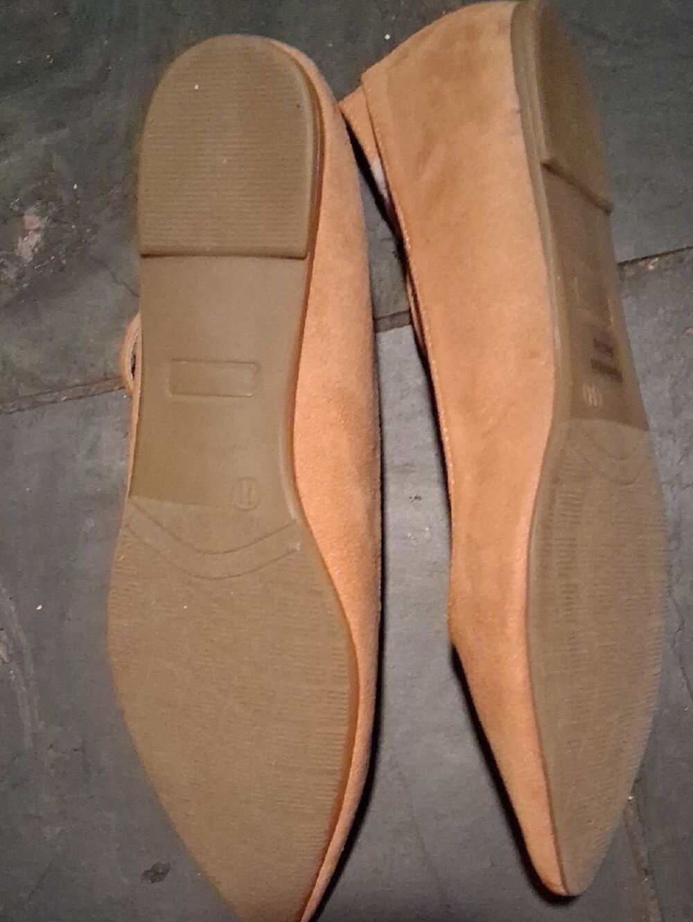 NIB Mila Lady Collection Tan Suede Pointed Toe Ankle Strap Flats 8 - Picture 6 of 9